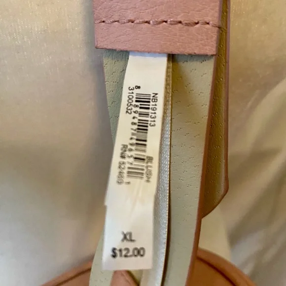 New Crossbody or Belted Pink Quilted Purse Full Zip Closure & Adjustable Strap - Picture 4 of 4